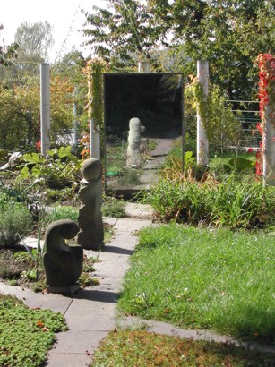 kleiner Gartenhof